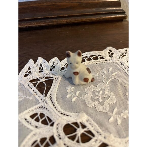 Vintage Porcelain Miniature Cat - Picture 1 of 5
